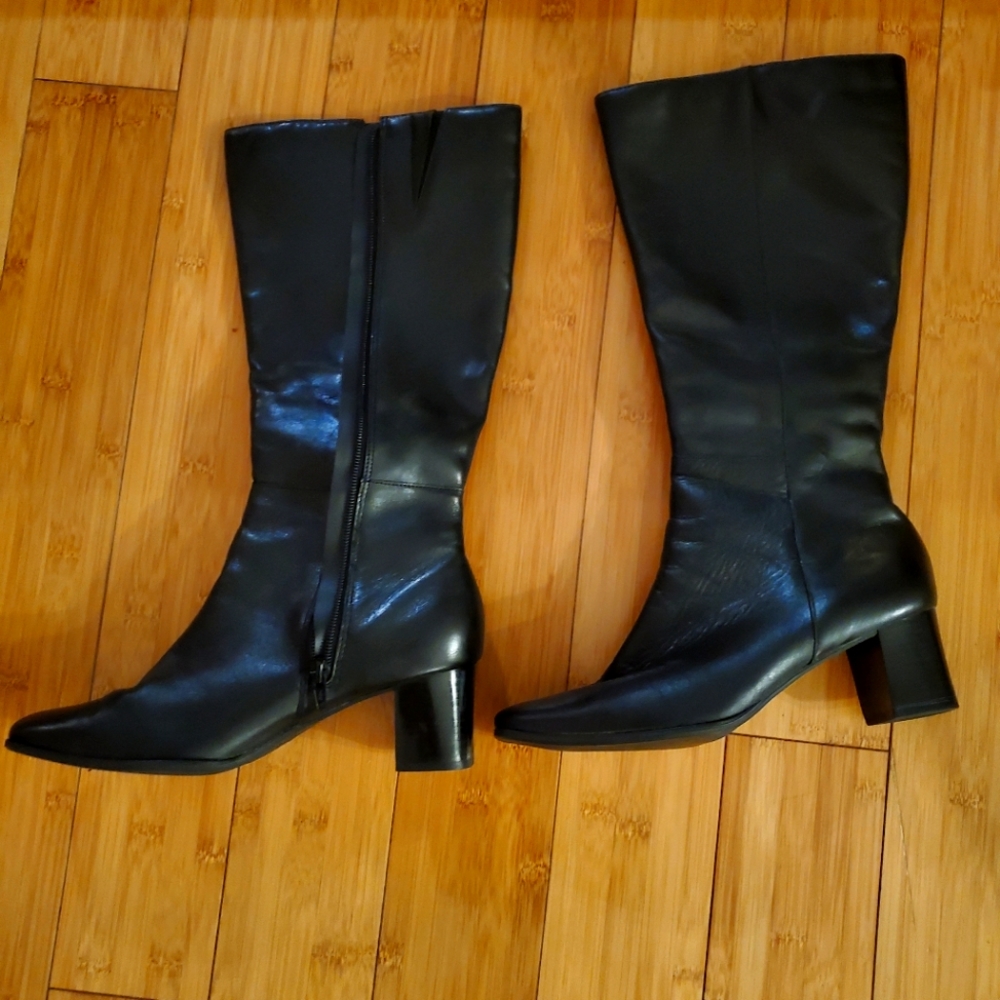 Naturalizer Leather Boots